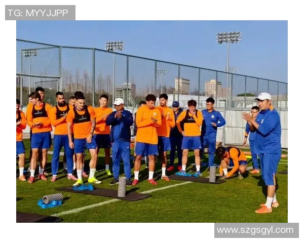 山东与华夏之战裁判争议引发黑哨质疑球迷怒斥判罚不公